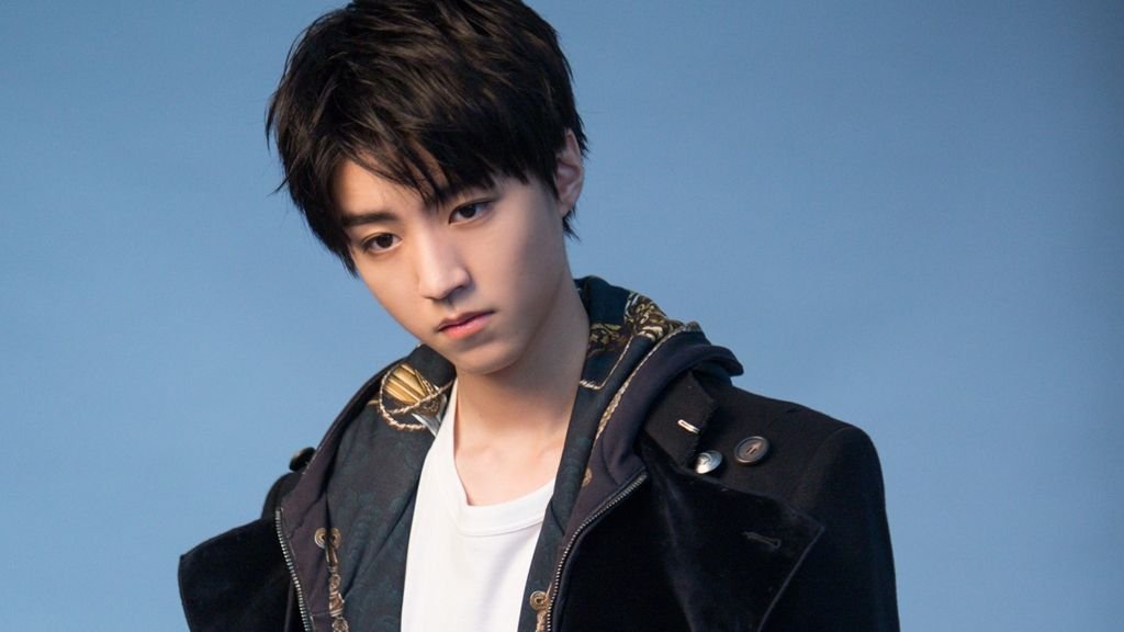 王俊凯董子健海边相处好浪漫,如何看待他俩的情谊?